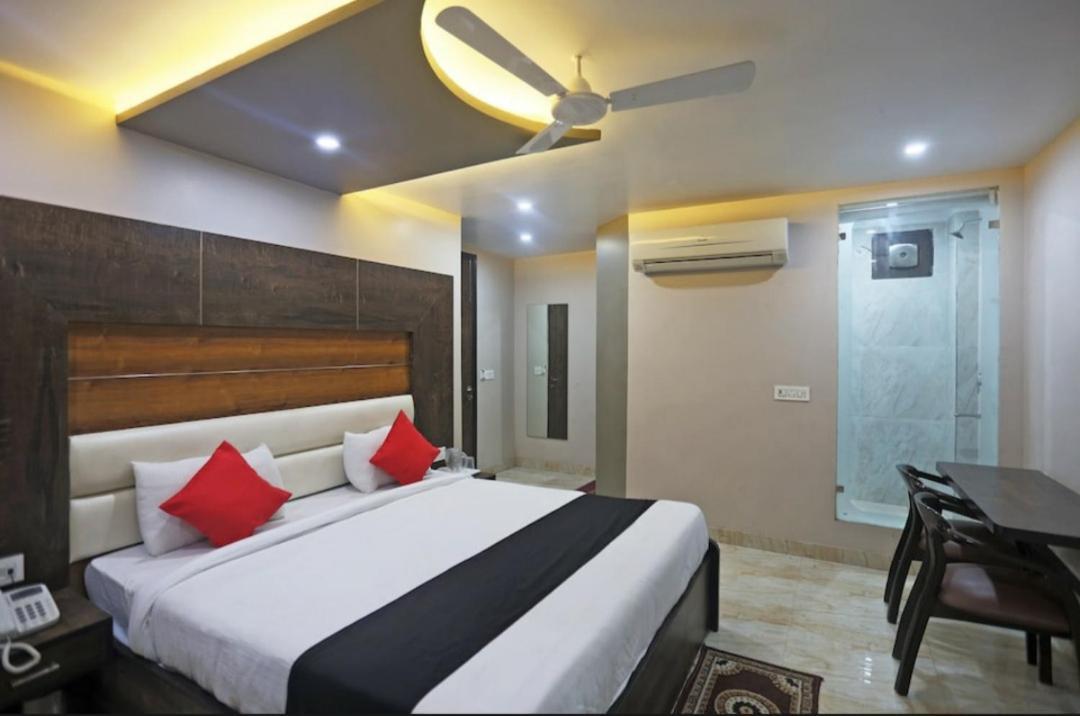Hotel Amour By Rpi New Delhi Exterior photo